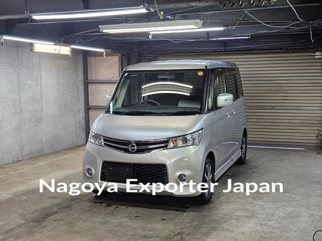 NISSAN ROOX