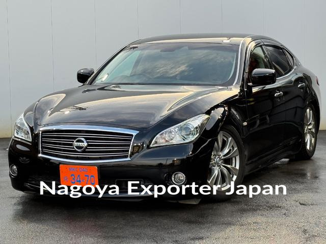 NISSAN FUGA