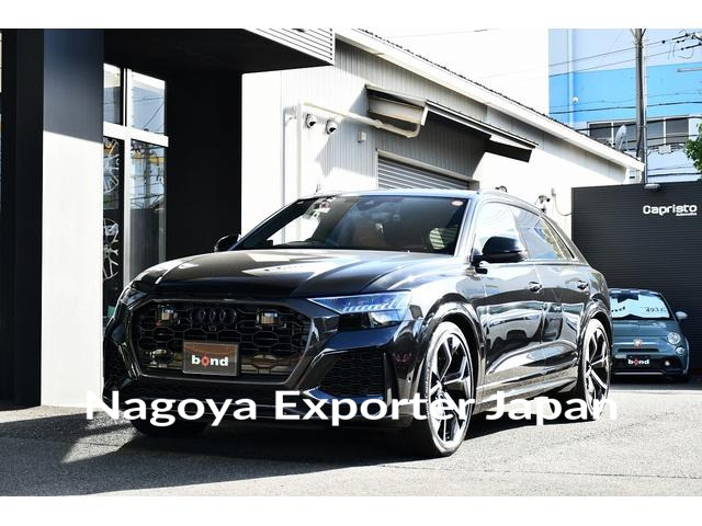 AUDI RS Q8