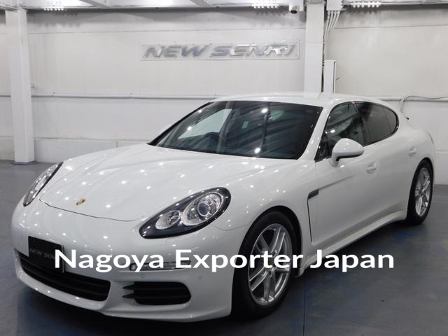 PORSCHE PANAMERA