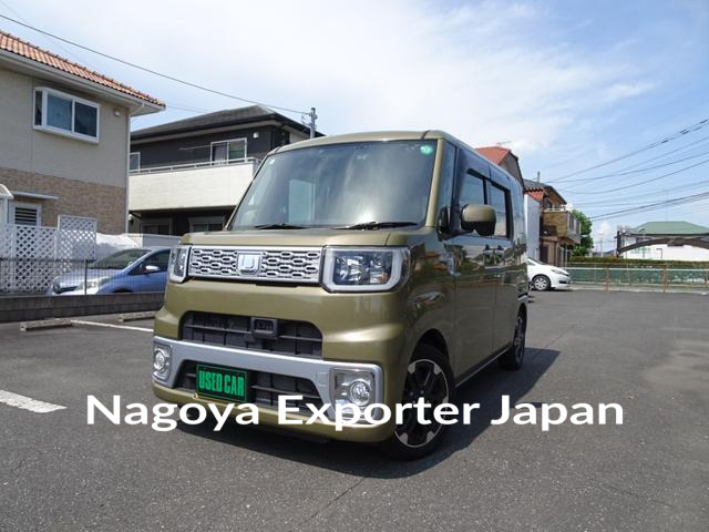 DAIHATSU WAKE