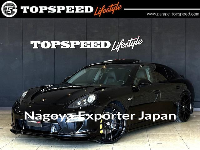 PORSCHE PANAMERA