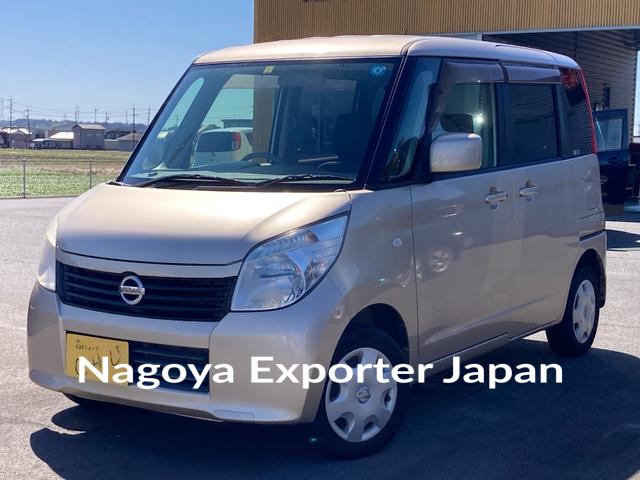 NISSAN ROOX
