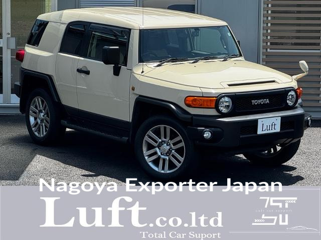 TOYOTA FJ CRUISER