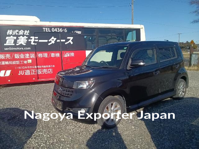 TOYOTA bB