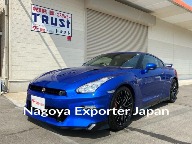 NISSAN GT-R