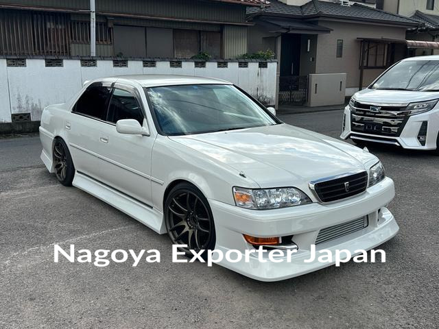 TOYOTA CRESTA