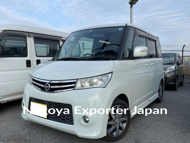 NISSAN ROOX