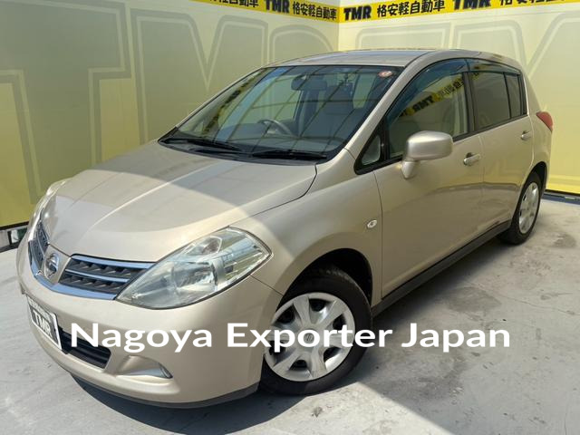 NISSAN TIIDA