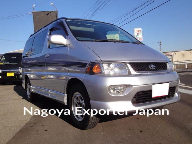 TOYOTA HIACE REGIUS