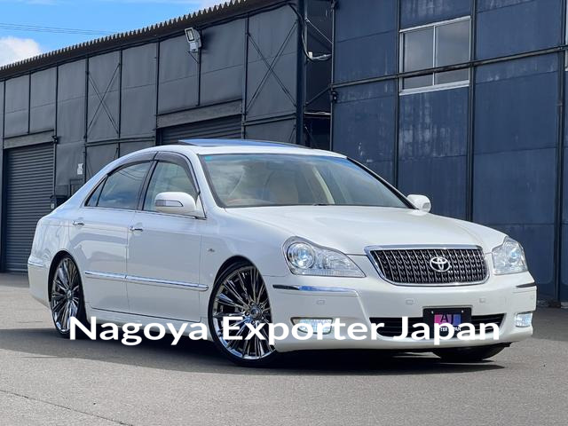 TOYOTA CROWN MAJESTA