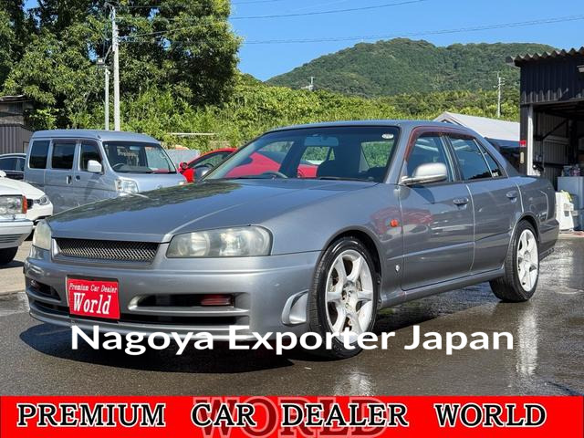 NISSAN SKYLINE