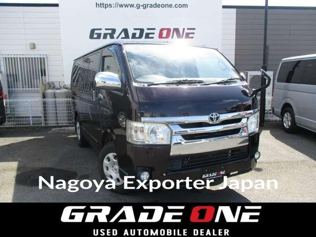 TOYOTA HIACE VAN