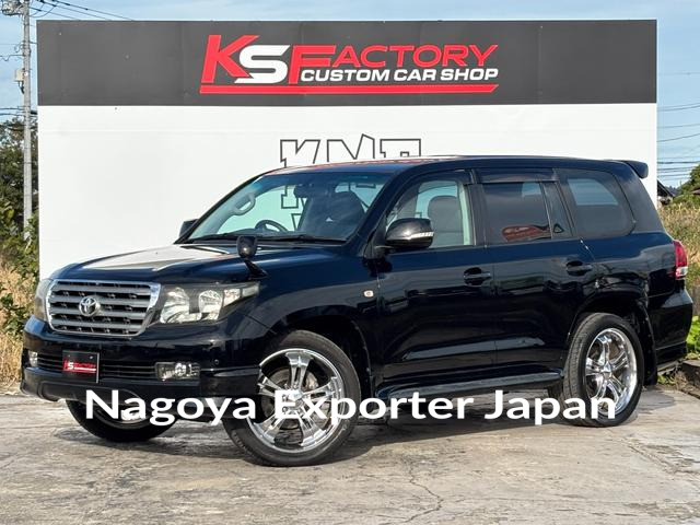 TOYOTA LAND CRUISER