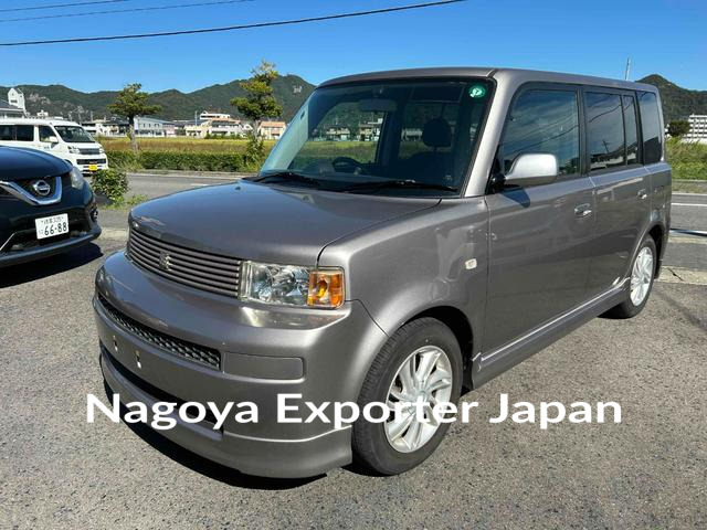 TOYOTA bB