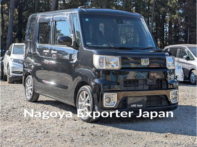 DAIHATSU WAKE