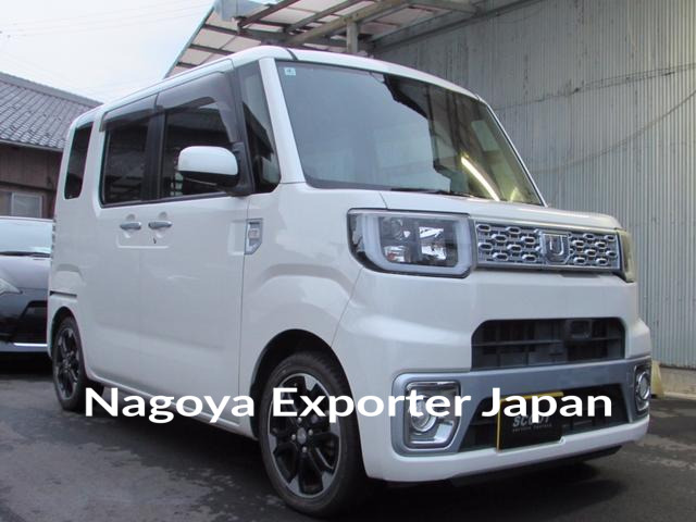 DAIHATSU WAKE