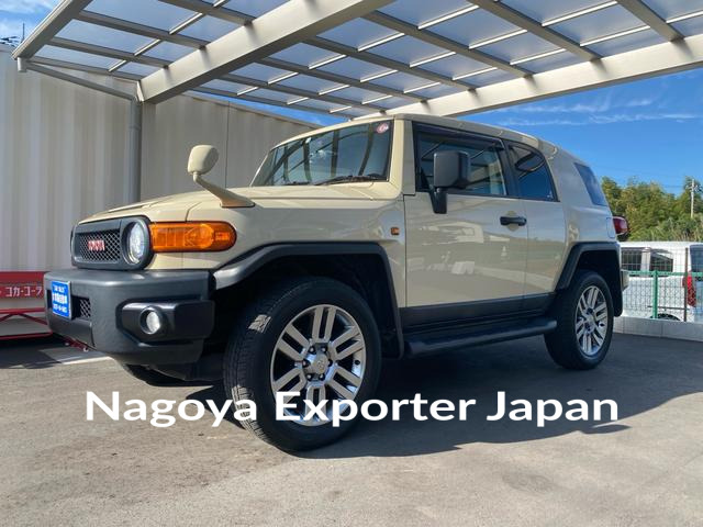 TOYOTA FJ CRUISER