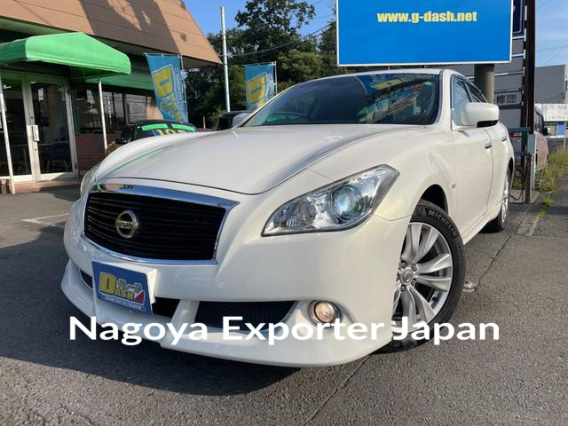 NISSAN FUGA