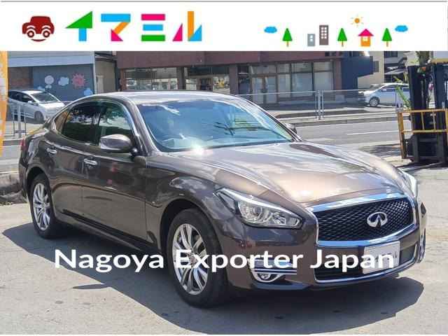 NISSAN FUGA