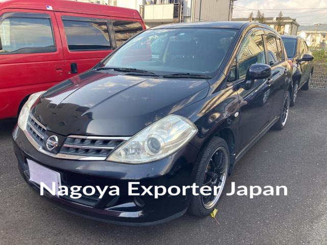 NISSAN TIIDA