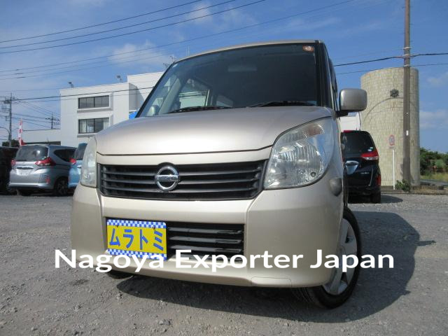 NISSAN ROOX