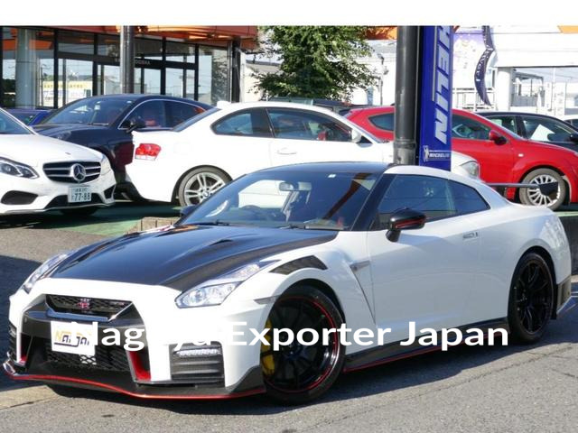 NISSAN GT-R