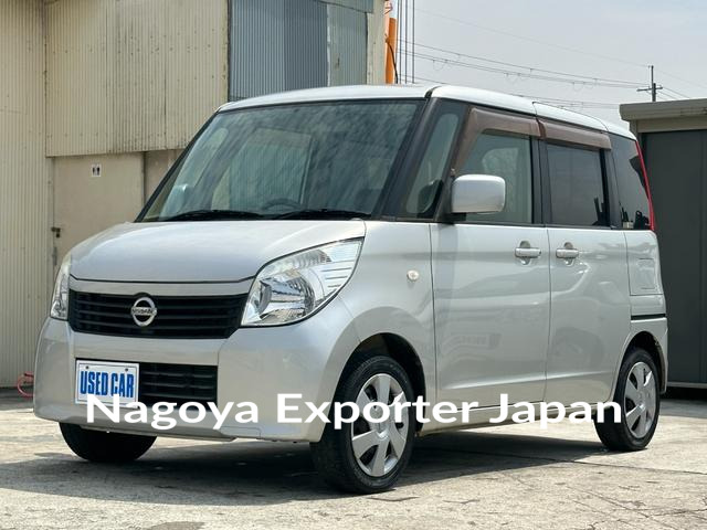 NISSAN ROOX