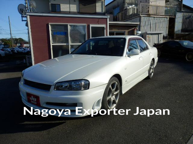 NISSAN SKYLINE