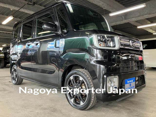 DAIHATSU WAKE