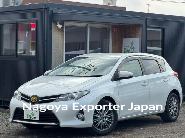 TOYOTA AURIS