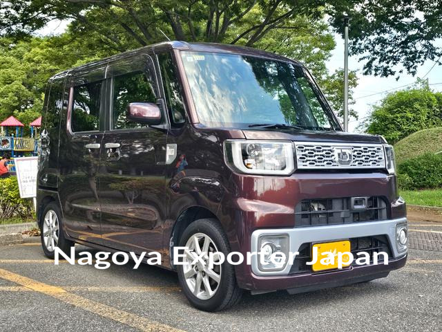 DAIHATSU WAKE