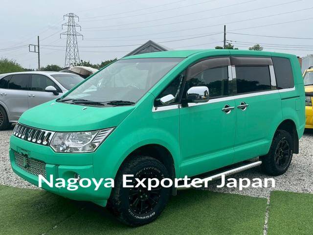 MITSUBISHI DELICA D:5
