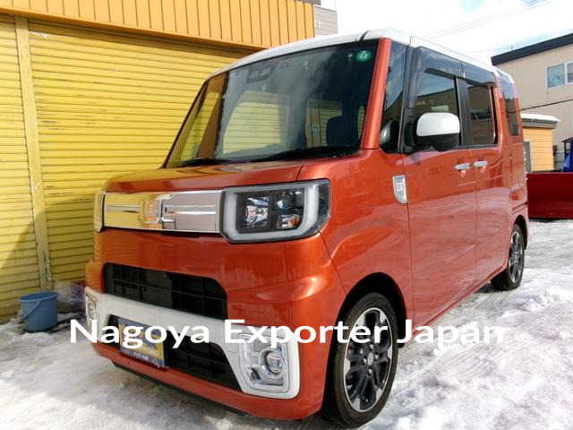 DAIHATSU WAKE