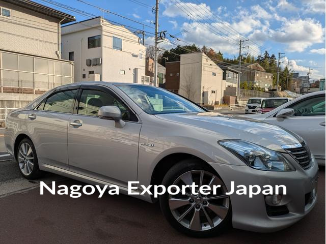 TOYOTA CROWN HYBRID