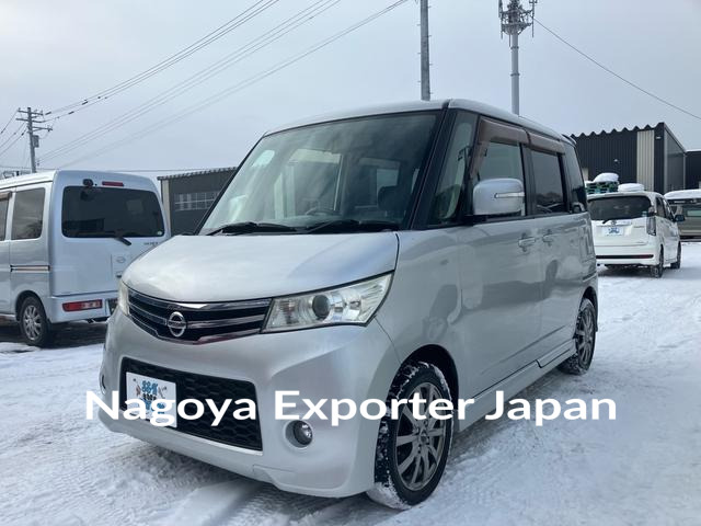 NISSAN ROOX
