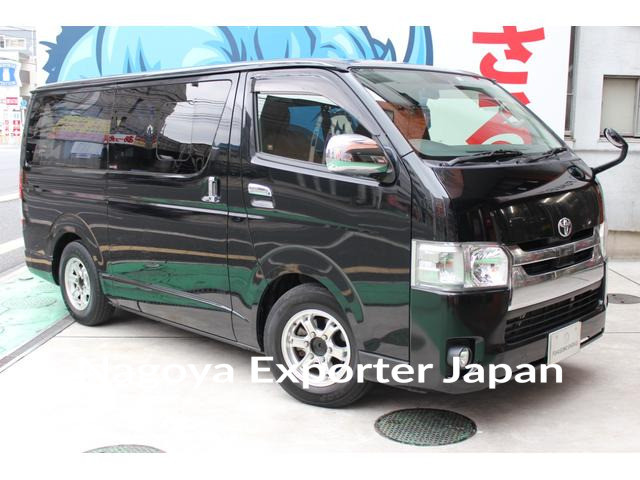 TOYOTA HIACE VAN